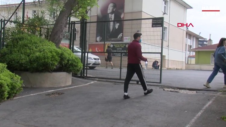 Maske çıkarılmasını protesto etti; ALES'e girmedi