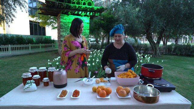 Akdeniz'in dünyaya açılan lezzeti "Turunç Reçeli"