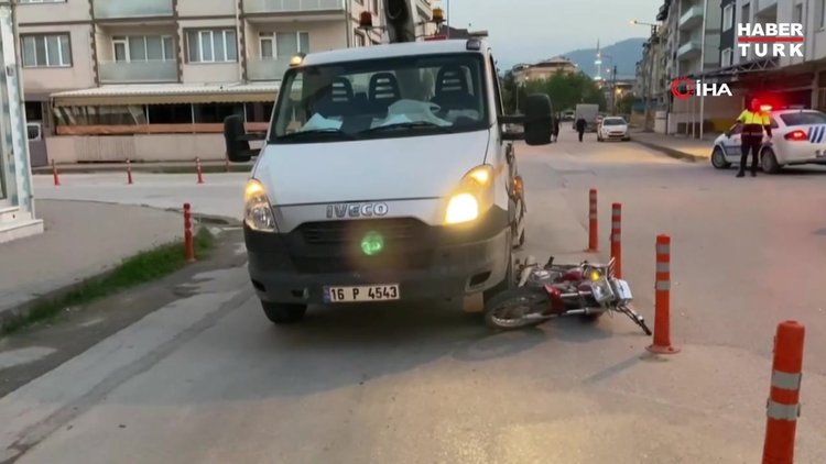 Kamyonetin altında kalan 16 yaşındaki motosiklet sürücüsü hayatını kaybetti