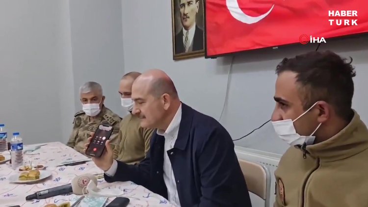 Cumhurbaşkanı Erdoğan, Yüksekova Düztepe Üs Bölgesi'nde görevli askerlerin bayramını kutladı