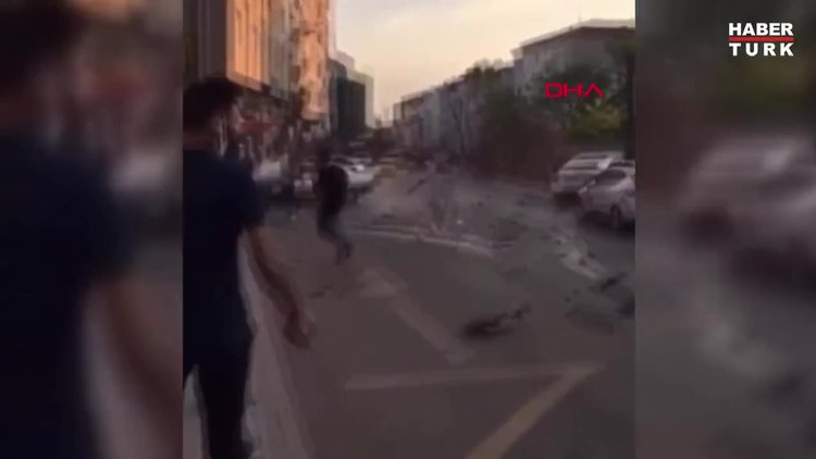 Drift yaparken kaza yaptı, mahalleli saldırınca arkadaşı otomobili üzerlerine sürdü