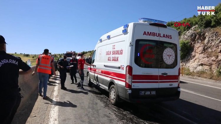 Gaziantep'te zincirleme kaza: 2 ölü, 8 yaralı