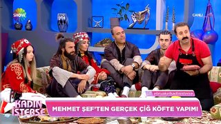 Türkiye'nin geleneksel lezzetlerinden olan çiğ köfte yaparken nelere dikkat edilmesi gerektiğini ve püf noktalarını Mehmet Şef anlattı. ...