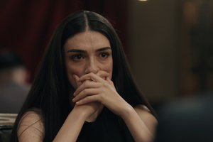 İskender, Çiçek'ten bir şans istiyor!