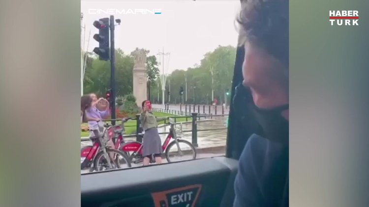 Tom Cruise'dan sinema salonlarına destek