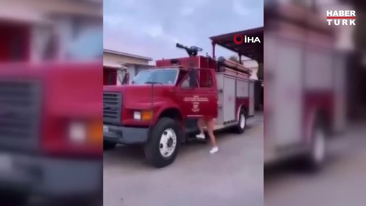 İtfaiye aracını merak ettikleri için binmelerine izin vermişler