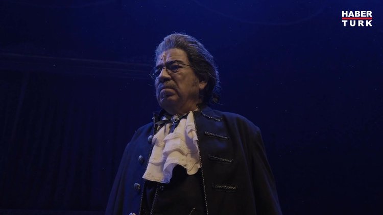 'Amadeus' yeniden sahneleniyor