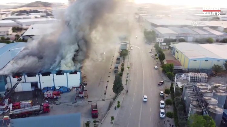 Tekstil fabrikasında yangın çıktı