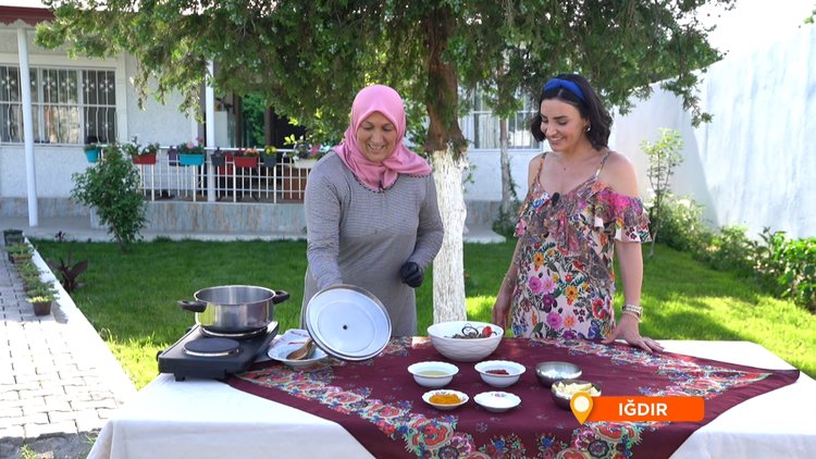 Dövülerek hazırlanan enfes Iğdır'ın taş köftesi