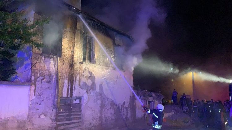 Konya'da facia! 3 küçük kız kardeş yangında öldü