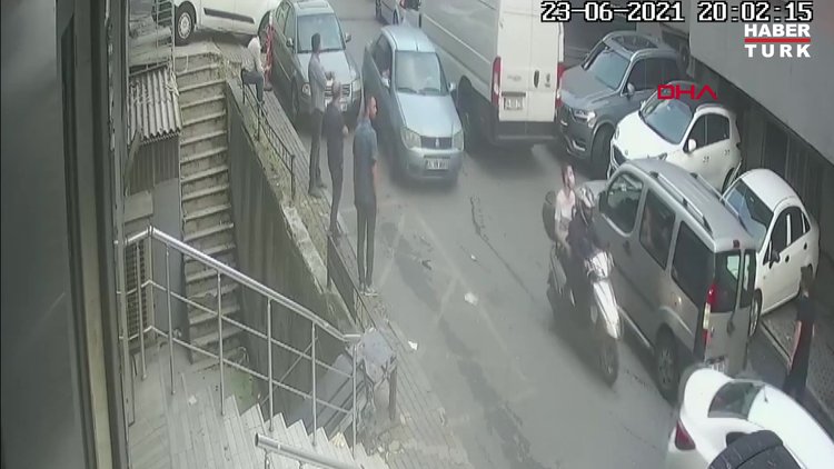 Güngören'de silahlı kavga!