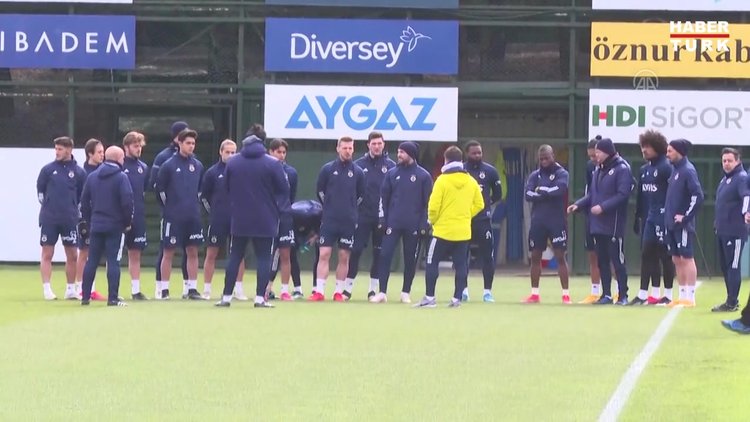 Emre Belözoğlu, Lazio yolcusu! Maurizio Sarri'nin yardımcısı olacak!