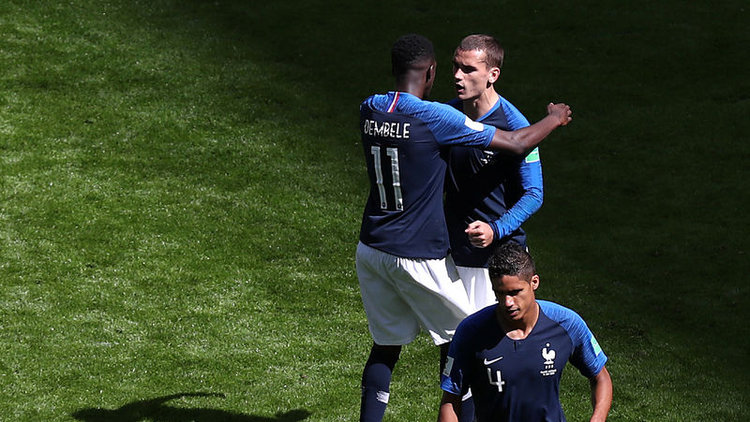 Fransız futbolcular Griezmann ve Dembele'nin ırkçılık skandalı kamerada