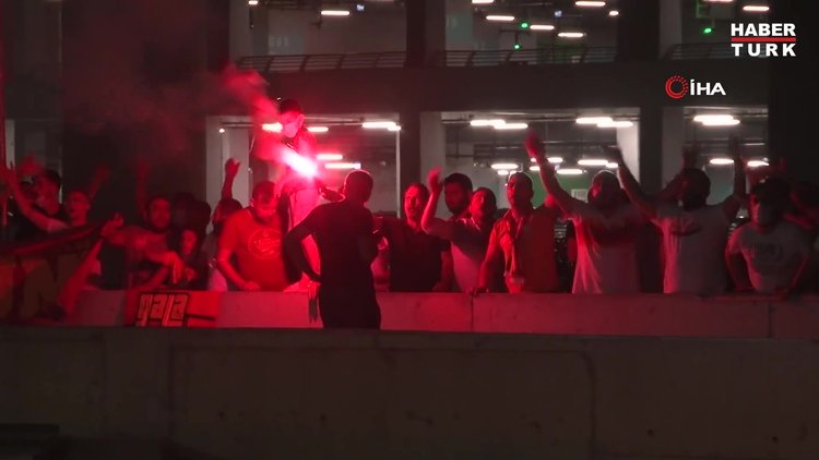 Arda Turan: İnsan haklarına aykırı tavırla karşılaştık