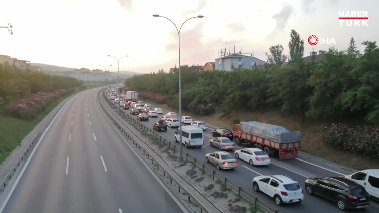 TEM Otoyolu'nda bayram yoğunluğu erken başladı