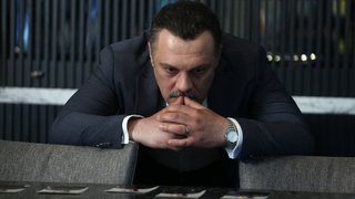 Yavuz, itfaiye ekibinin peşinde.