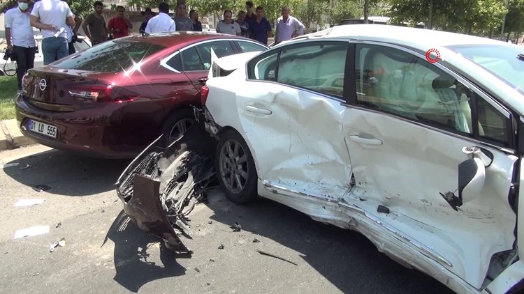 Şanlıurfa'da zincirleme kaza!