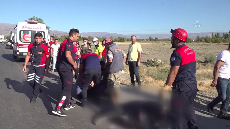 erzincan da feci kaza olu ve yaralilar var son dakika haberleri erzincan da feci kaza olu ve yaralilar var son dakika haberleri