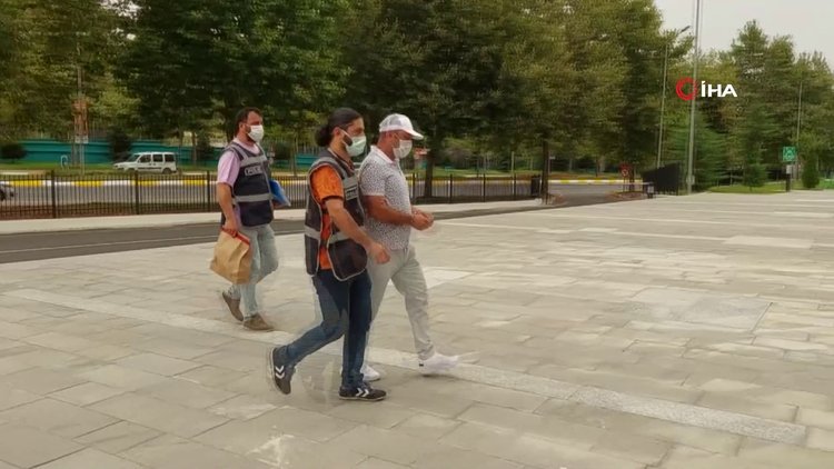 Tekirdağ'da boşandığı eşi tarafından minibüste bıçaklanan kadın öldü