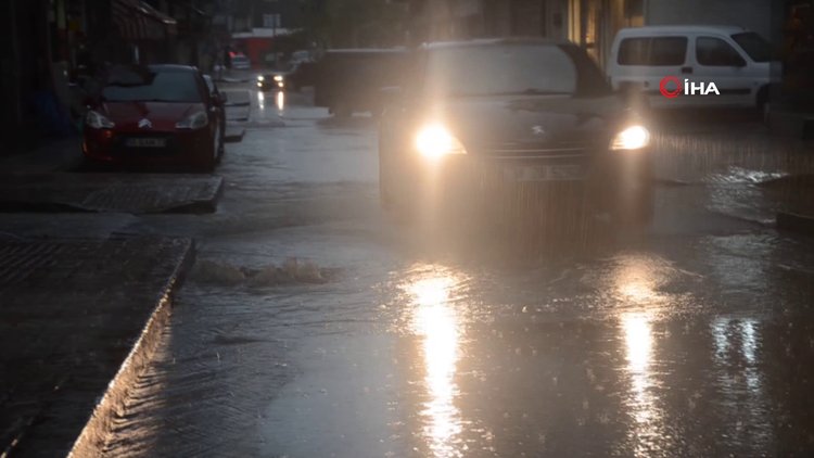 Meteoroloji'den Karadeniz için sel, Ege için kuvvetli rüzgar uyarısı