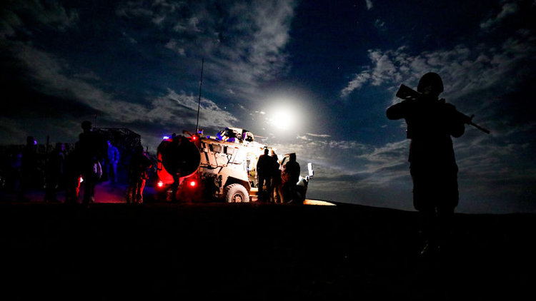 Güvenlik güçleri İran sınırında gece gündüz nöbette