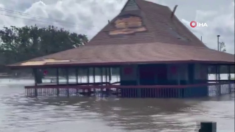 ABD'yi Ida Kasırgası vurdu!!