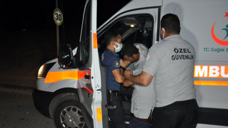 Karaman'da alkollü sürücü ambulansı kaçırdı: O anlar kameraya yansıdı