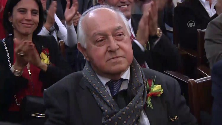 Galatasaray Kulübünün eski başkanlarından Duygun Yarsuvat, 84 yaşında vefat etti
