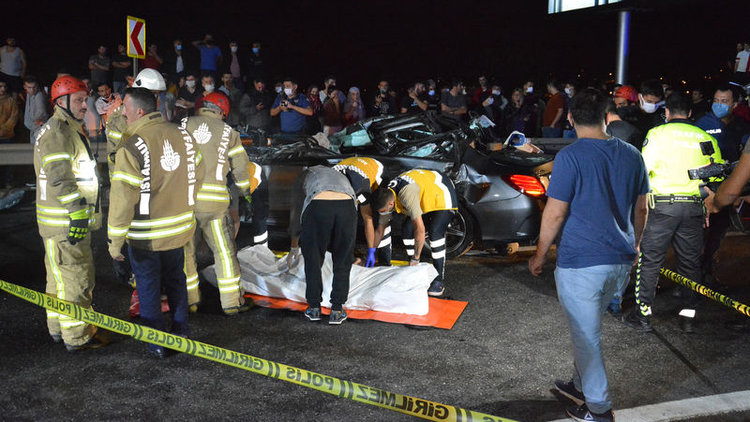 Beykoz'da korkunç kaza! 3 ölü, 3 yaralı