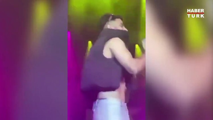 Zeynep Bastık konserinde Reynmen sürprizi! Kıyafeti olay oldu