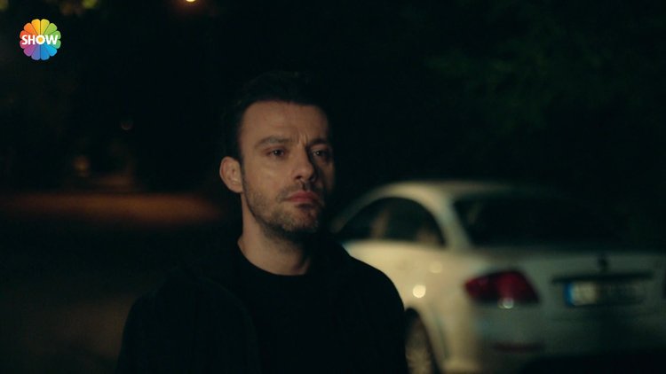 Mehmet Emir, Görkem'in evinde!