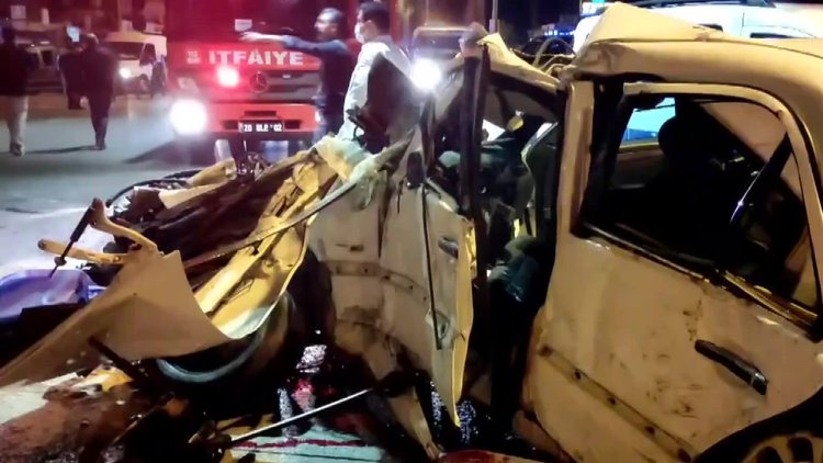 Denizli'de korkunç kaza! 1'i çocuk, 3 ölü