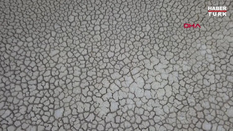 Arin Gölü, kuraklık nedeniyle yüzde 15 küçüldü