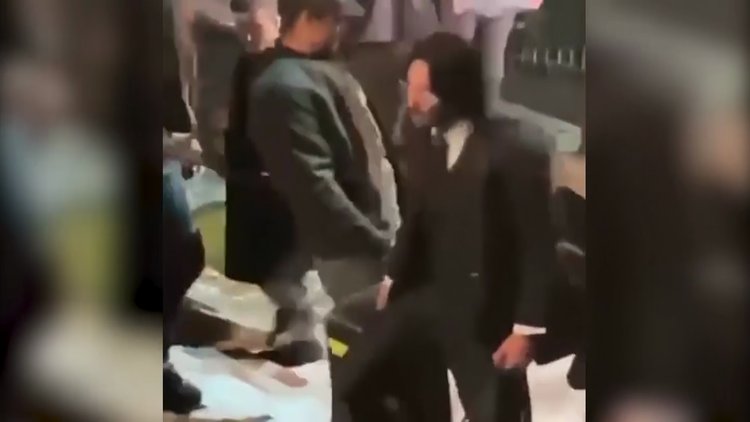 Keanu Reeves yine gönülleri fethetti