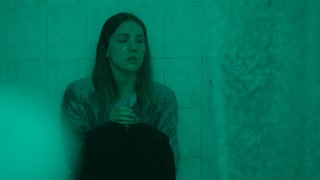 Yaşadıklarını kaldıramayan Canan, bir mektup kaleme aldı.