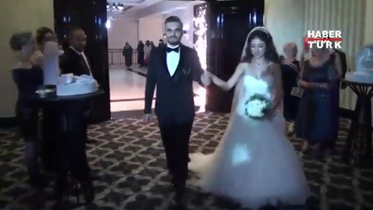 Aslıhan Gürbüz kardeşini evlendirdi