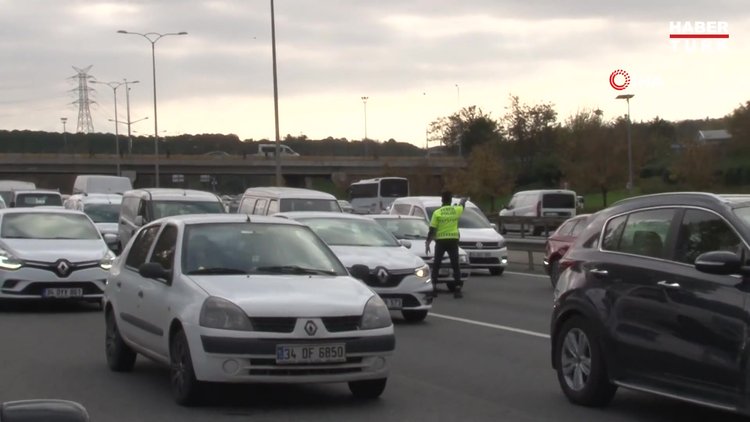 Trafik denetiminde ceza yiyen vatandaş: "Drone'un maşallahı var her şeyi görüyor"