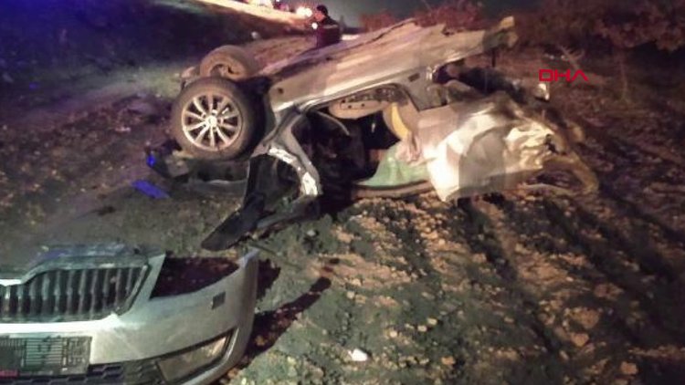 Şanlıurfa'da feci kaza! 2 ölü, 3 yaralı