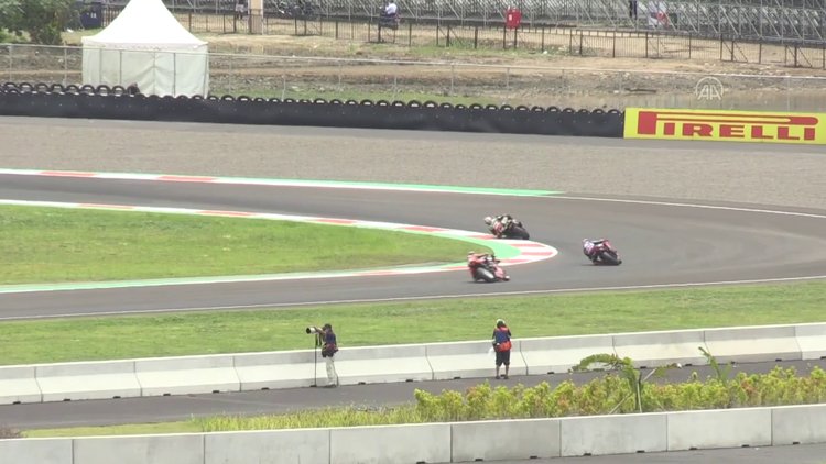 Toprak Razgatlıoğlu dünya şampiyonu oldu