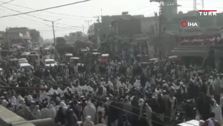 Pakistanlı kadınlar gaz akışının durdurulmasını protesto etti