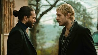 Kartal’la birlikte Leyla’nın peşine düşen Efe, bu süreçte çok zor bir seçim yapmak zorunda kalır.