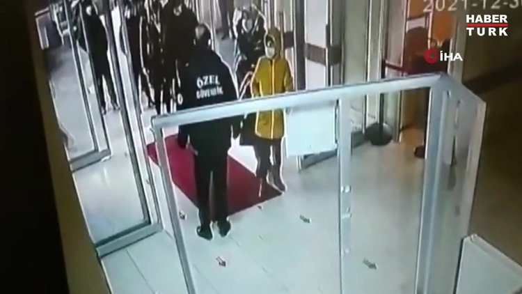 Avcılar’da hasta yakını güvenlik görevlisine saldırdı...