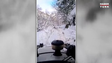 Karla mücadele eden operatörün atla sohbeti sosyal medyaya yansıdı
