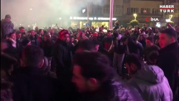 Trabzonsporlu taraftarlar sokağa döküldü