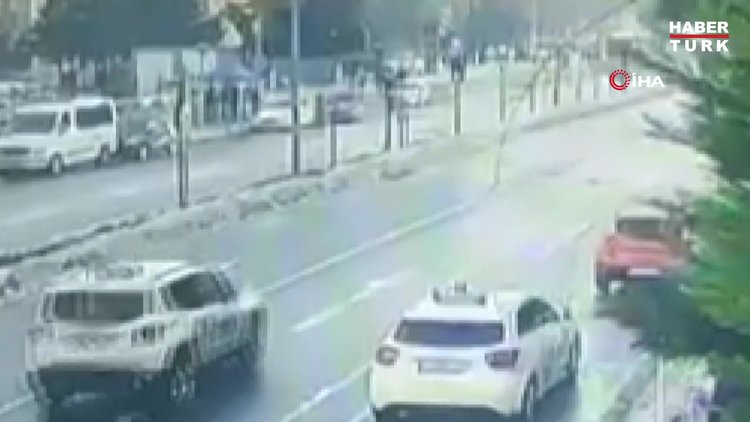 Küçükçekmece'de yaşanan feci kazanın yeni görüntüleri ortaya çıktı