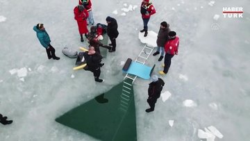 Buz altı dalış antrenmanında dünya rekoruna