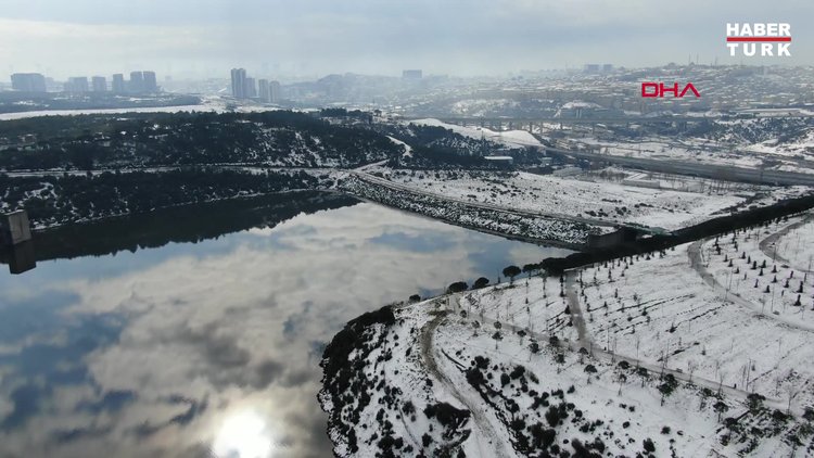 Alibeyköy barajında sular yükseldi, çöpler ortaya çıktı