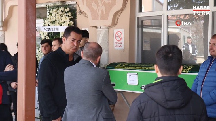 Acun Ilıcalı çalışanını son yolculuğuna uğurladı