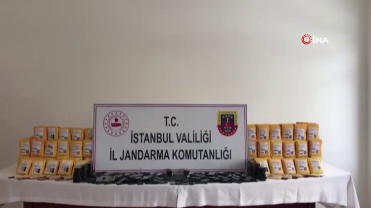 Jandarmadan kaçak cep telefonu operasyonu