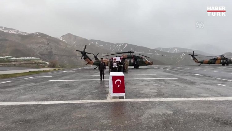 Pençe-Kilit Operasyonu bölgesinde şehit olan Piyade Teğmen Kaan Kanlıkuyu için tören düzenlendi